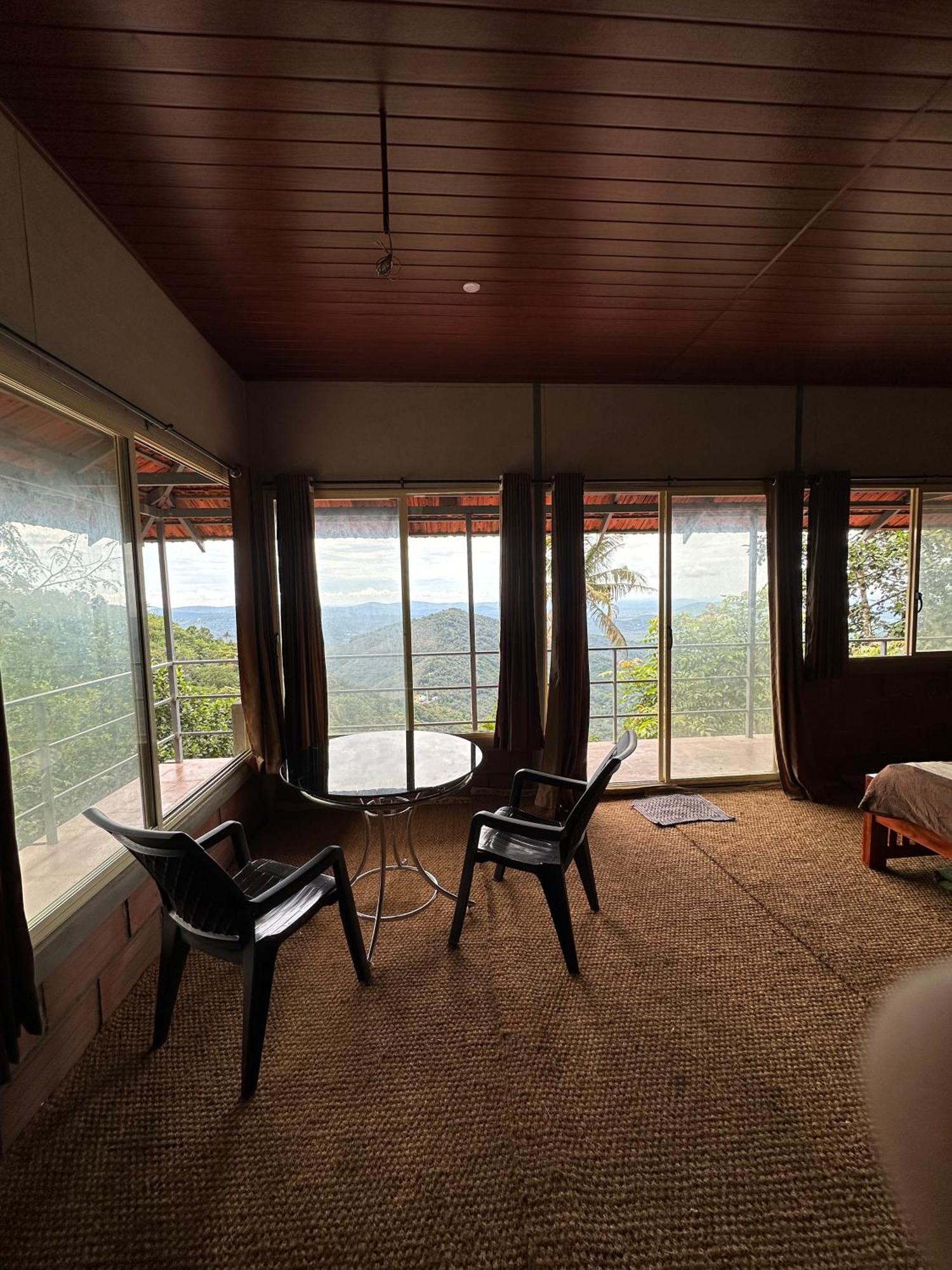 Sunset Valley Kerala Pool Resort - Serene Natural Forest Cottage Stay In Idukki With Sunrise & Sunset Panoramas, Natural Streams & Tranquil Summer Evenings Pirmed Экстерьер фото
