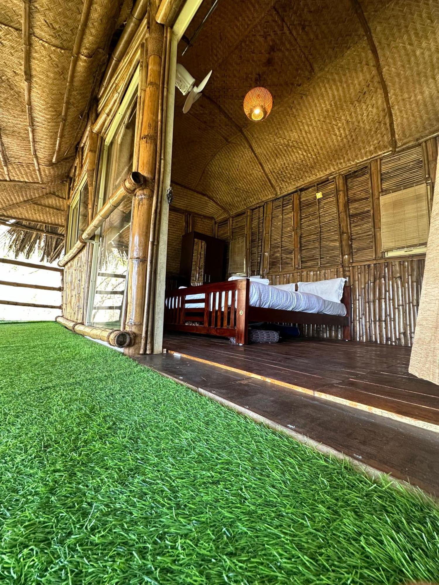 Sunset Valley Kerala Pool Resort - Serene Natural Forest Cottage Stay In Idukki With Sunrise & Sunset Panoramas, Natural Streams & Tranquil Summer Evenings Pirmed Экстерьер фото