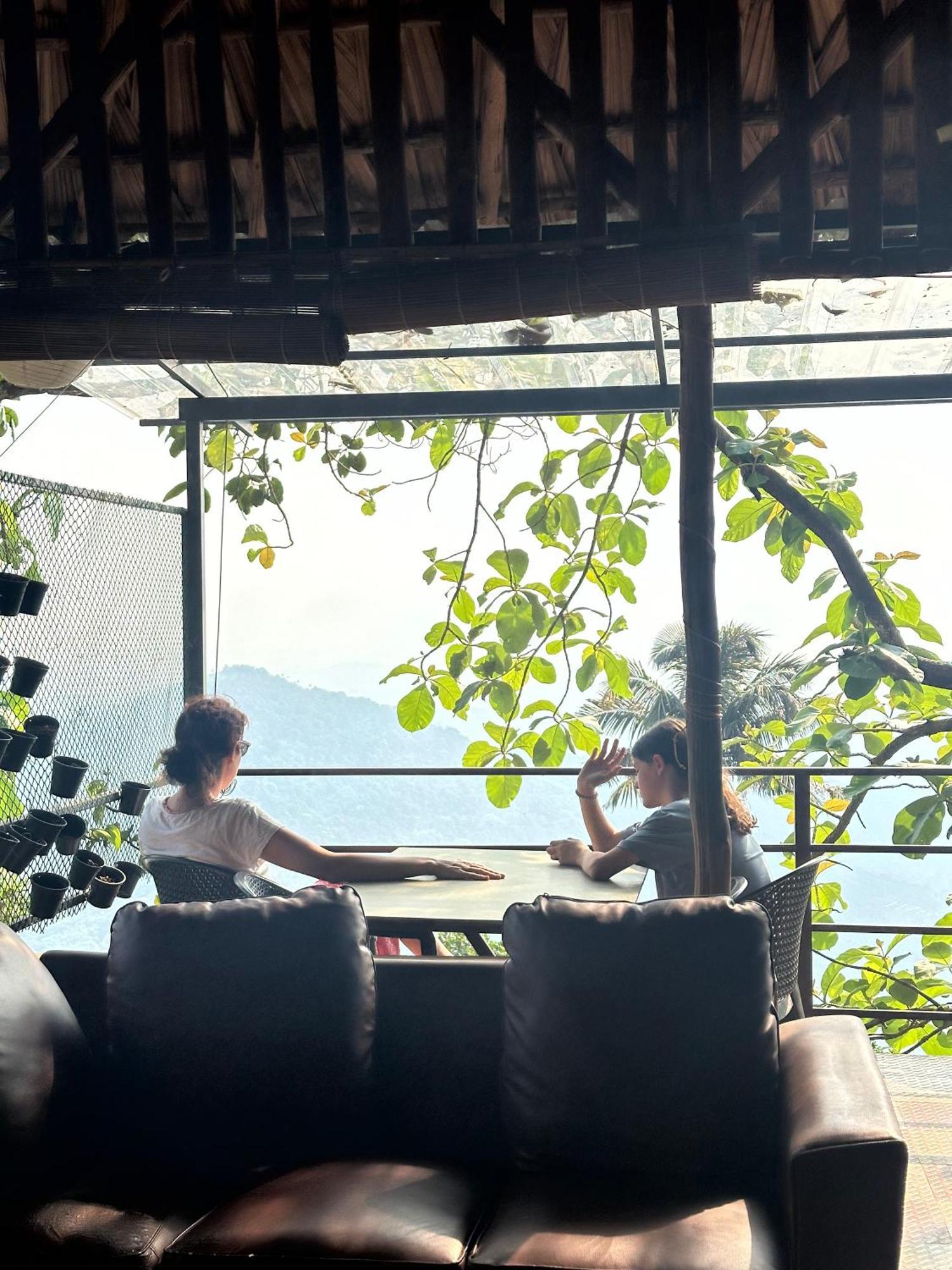 Sunset Valley Kerala Pool Resort - Serene Natural Forest Cottage Stay In Idukki With Sunrise & Sunset Panoramas, Natural Streams & Tranquil Summer Evenings Pirmed Экстерьер фото
