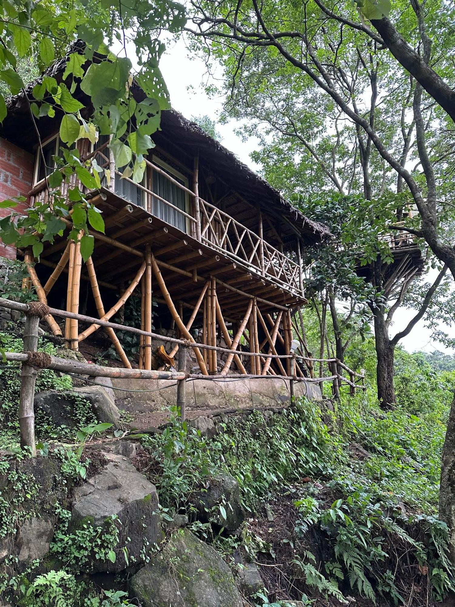 Sunset Valley Kerala Pool Resort - Serene Natural Forest Cottage Stay In Idukki With Sunrise & Sunset Panoramas, Natural Streams & Tranquil Summer Evenings Pirmed Экстерьер фото