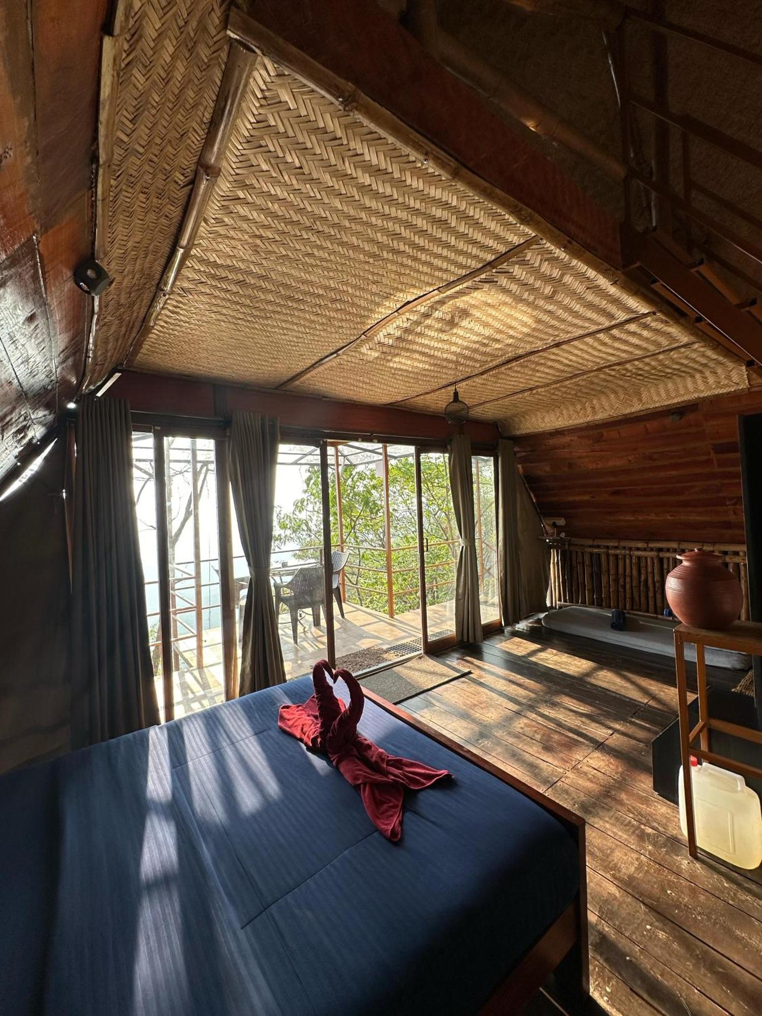 Sunset Valley Kerala Pool Resort - Serene Natural Forest Cottage Stay In Idukki With Sunrise & Sunset Panoramas, Natural Streams & Tranquil Summer Evenings Pirmed Экстерьер фото