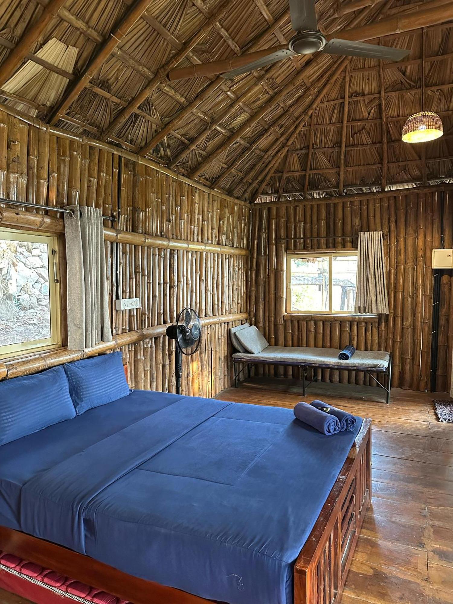 Sunset Valley Kerala Pool Resort - Serene Natural Forest Cottage Stay In Idukki With Sunrise & Sunset Panoramas, Natural Streams & Tranquil Summer Evenings Pirmed Экстерьер фото