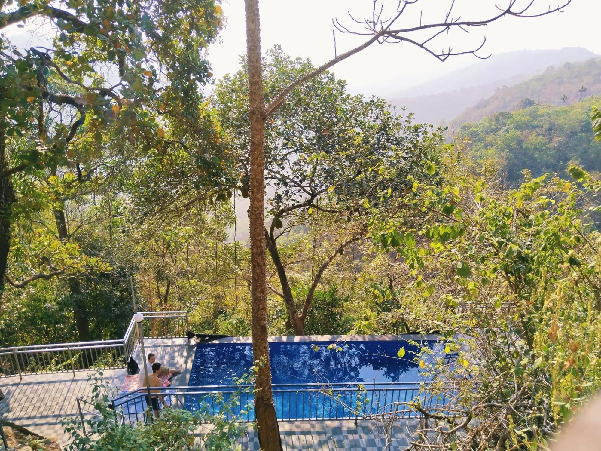 Sunset Valley Kerala Pool Resort - Serene Natural Forest Cottage Stay In Idukki With Sunrise & Sunset Panoramas, Natural Streams & Tranquil Summer Evenings Pirmed Экстерьер фото