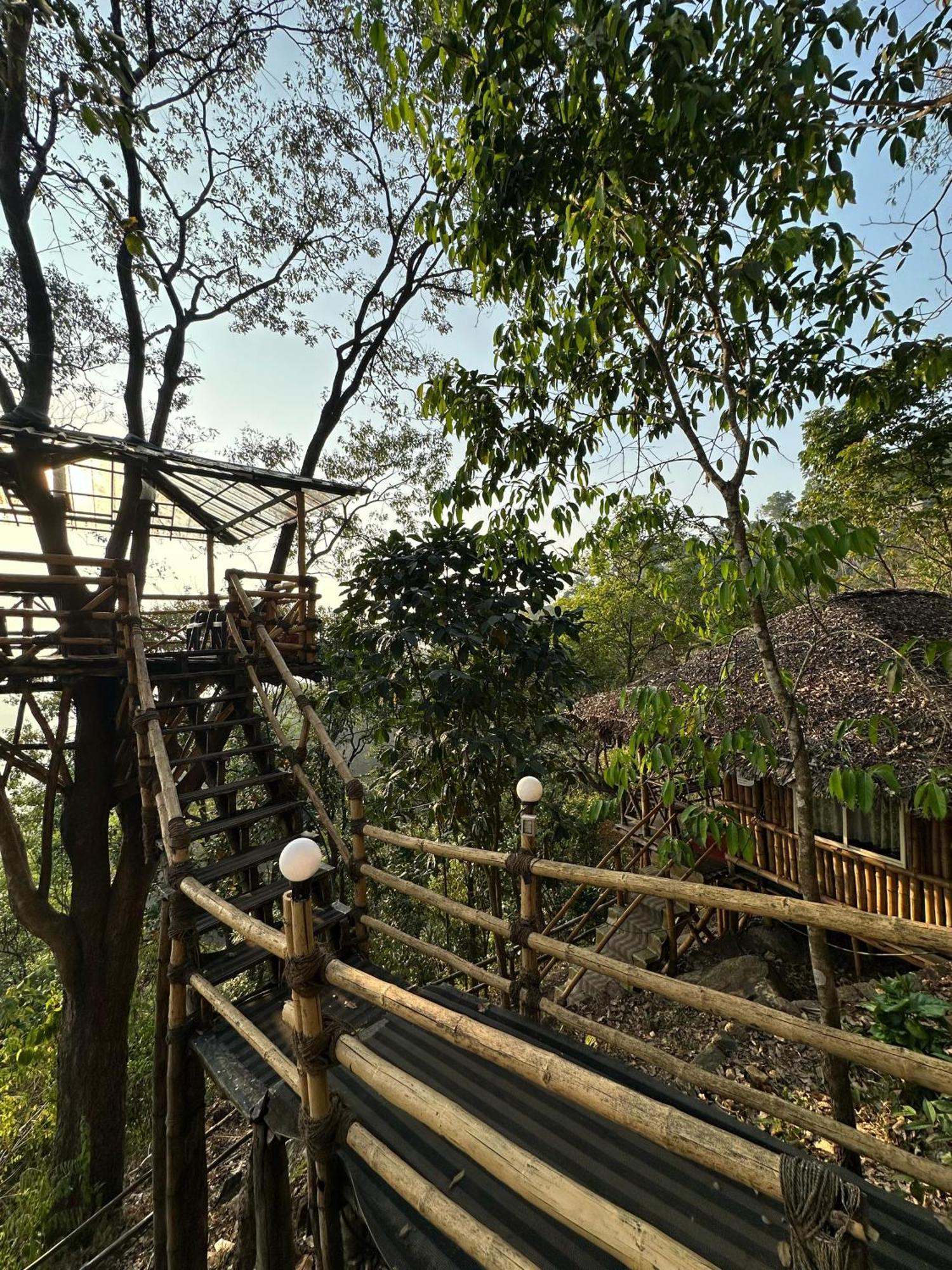 Sunset Valley Kerala Pool Resort - Serene Natural Forest Cottage Stay In Idukki With Sunrise & Sunset Panoramas, Natural Streams & Tranquil Summer Evenings Pirmed Экстерьер фото